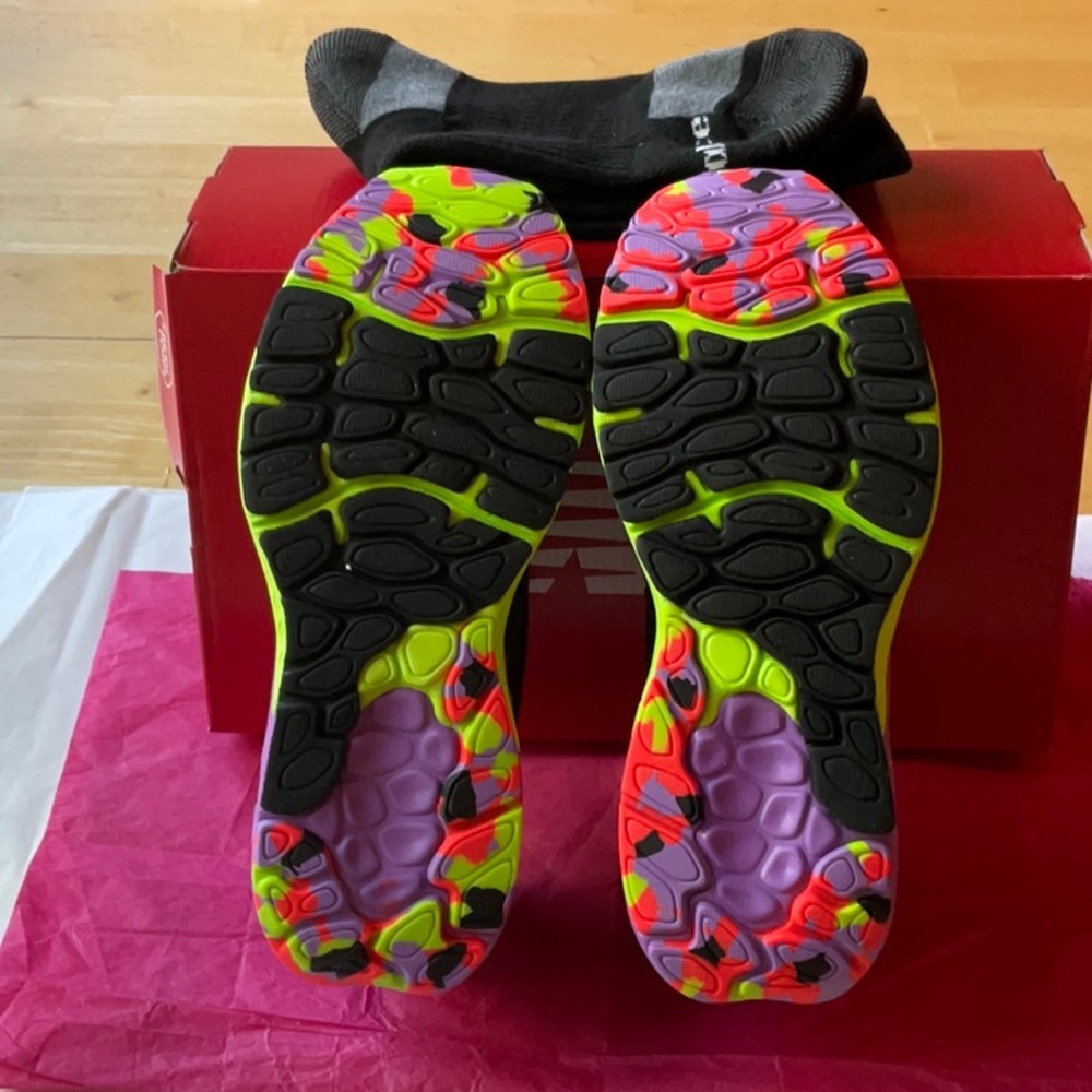 🏃‍♀️👟🏃‍♀️ NEW BALANCE SNEAKERS 🏃‍♀️👟🏃‍♀️ NWT 🏃‍♀️👟🏃‍♀️ - Picture 6 of 16